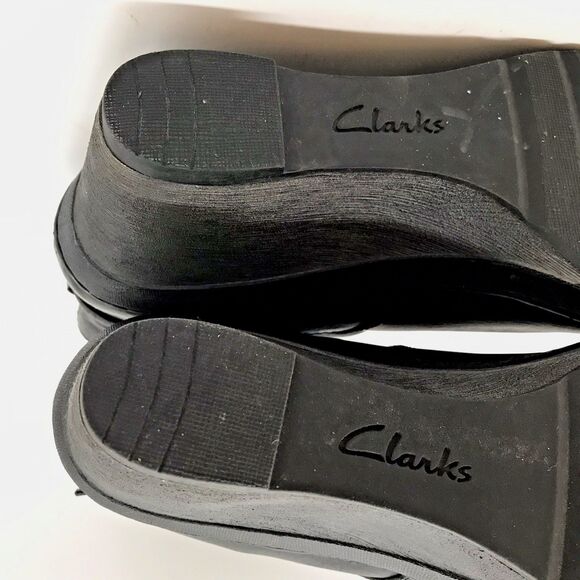 Clarks Artisan Natira Kit Gore-Tex Leather Wedge Boot Women's 9.5 Black Side Zip - Picture 13 of 13